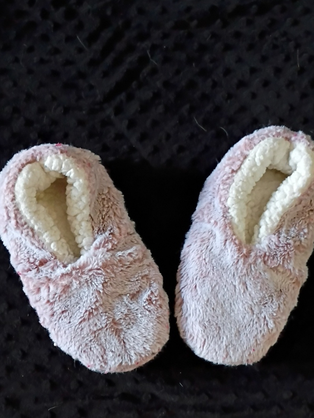 Lemon Plush Slip-On Womans Slippers in Light Pink